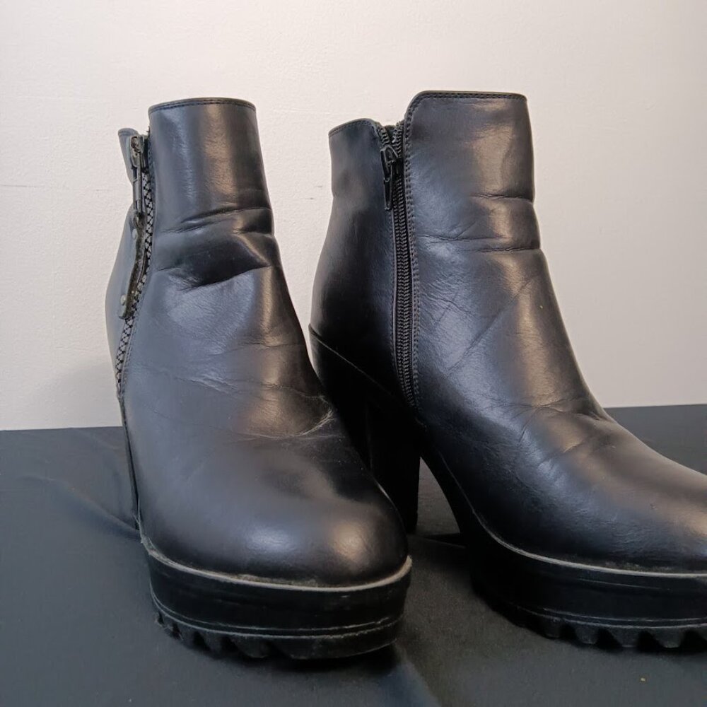 Steve Madden Black Chunky Platform Boots - Faux Leather Combat Style - EU39/ US8